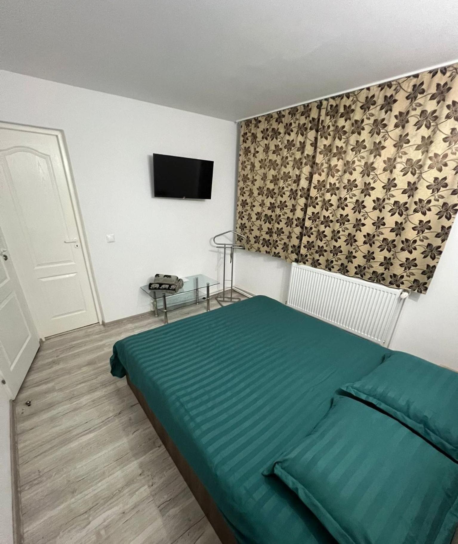 Apartamento Garsoniera Casa Dragoeni, Târgu Jiu Exterior foto
